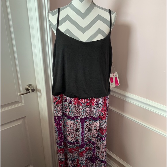 NEW BLACK & MULTI COLOR SUNDRESS W/HIGH LOW FRONT. SIZE 3X - Picture 13 of 13